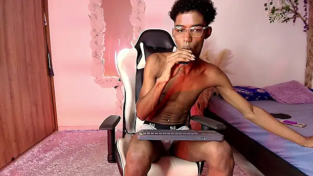 Snapshot of IamAndrey chatting on 27, 6, 2026 IamAndrey online show from 27, 6, 2026