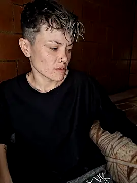 Megan-c online show from 28, 4, 2026