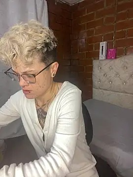 Megan-c online show from 16, 7, 2026