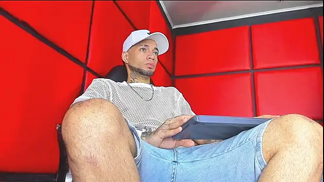 Daniel huge22 online show from 1, 5, 2026