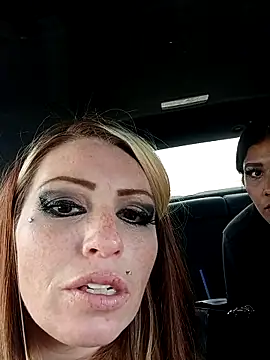 Snapshot of itsyafavgirll chatting on 11, 4, 2026 itsyafavgirll online show from 11, 4, 2026