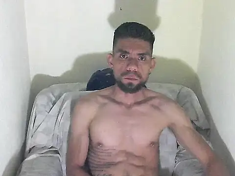 Snapshot of thomas2wood chatting on 13, 6, 2026 thomas2wood online show from 13, 6, 2026