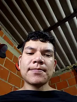 Snapshot of Yac99 chatting on 15, 4, 2026 Yac99 online show from 15, 4, 2026