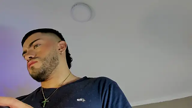 Alexander Diazz online show from 10, 6, 2026