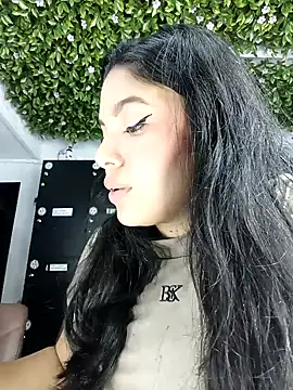 BrendaBloom  online show from 16, 4, 2026