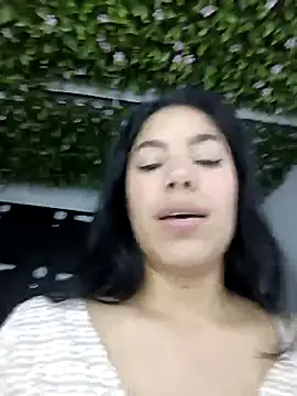 BrendaBloom  online show from 18, 4, 2026