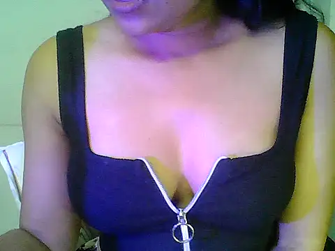 Saxy Mony002 online show from 10, 6, 2026