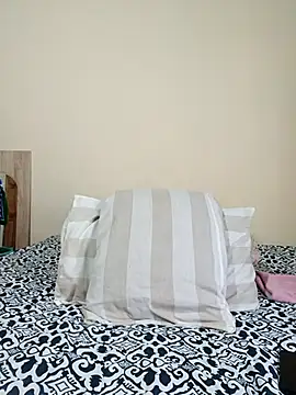EbonySexySlimxxx online show from 7, 5, 2026