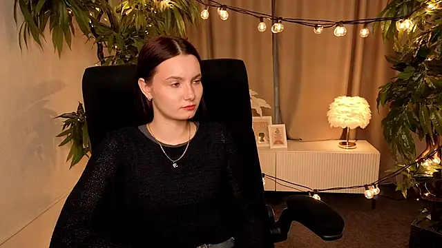 MarieFuller online show from 9, 4, 2026