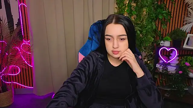 MargaretParker online show from 12, 4, 2026