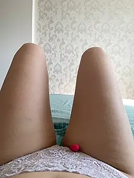 Snapshot of Cofeblond chatting on 14, 4, 2026 Cofeblond online show from 14, 4, 2026