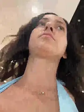 KarolDolly05 online show from 8, 7, 2026