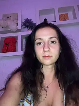 KarolDolly05 online show from 9, 7, 2026
