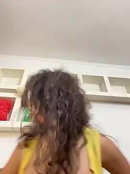 KarolDolly05 online show from 16, 6, 2026