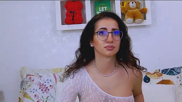 KarolDolly05 online show from 19, 5, 2026