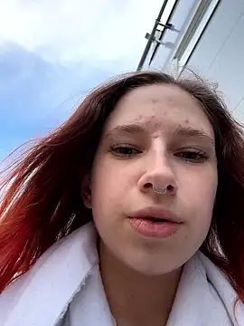 michelle lovique online show from 14, 4, 2026