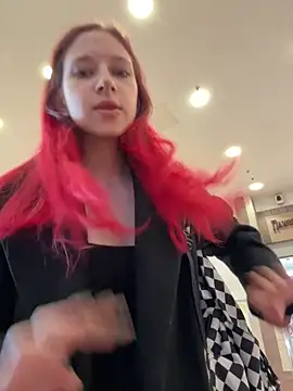 michelle lovique online show from 19, 4, 2026