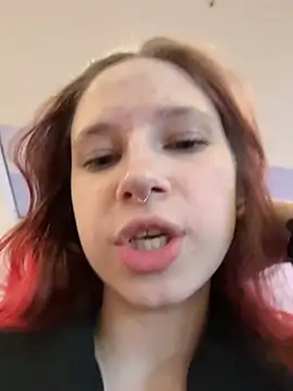 michelle lovique online show from 23, 4, 2026