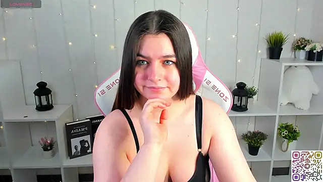 Margaret  Moon online show from 18, 5, 2026
