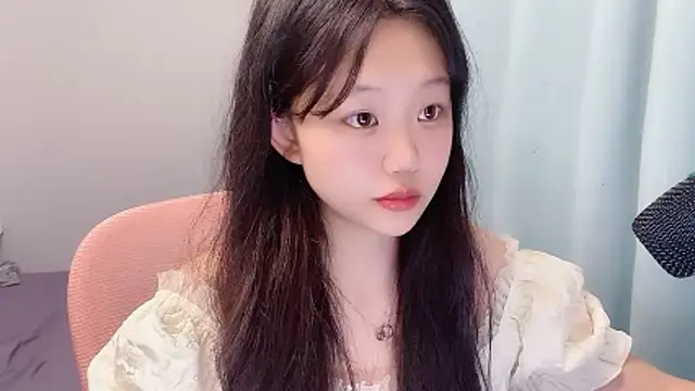 Lilababy00 online show from 5, 5, 2026