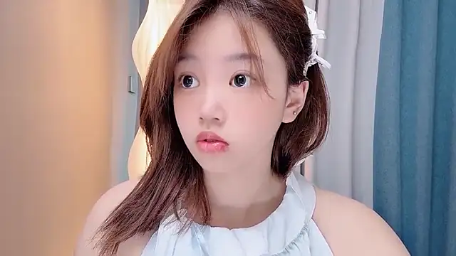Lilababy00 online show from 19, 6, 2026