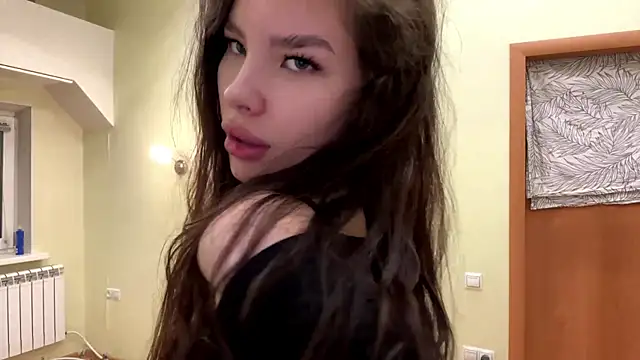 LouisaHarber online show from 7, 4, 2026