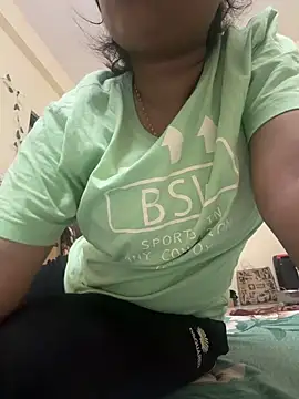 honey bunnix online show from 30, 5, 2026