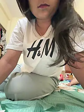honey bunnix online show from 24, 5, 2026