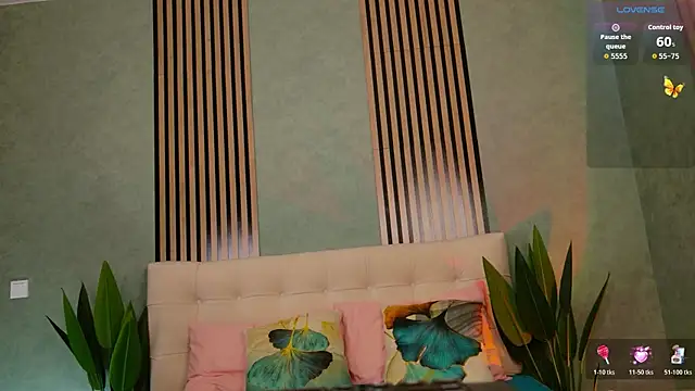 Snapshot of kittylunaa chatting on 10, 7, 2026 kittylunaa online show from 10, 7, 2026