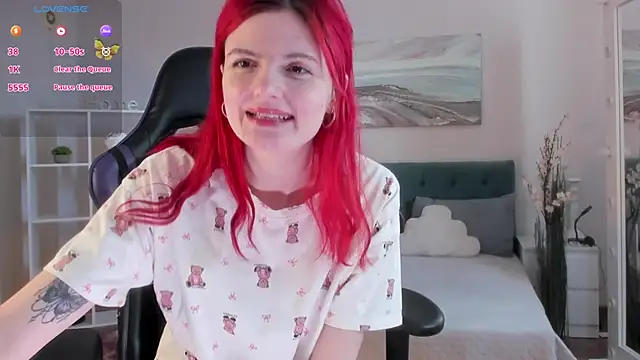 kittylunaa online show from 14, 4, 2026