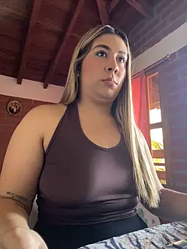  BellaSmith  online show from 7, 5, 2026