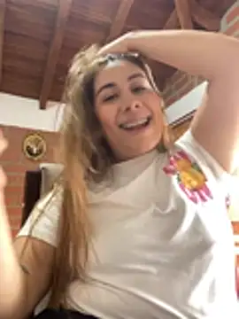  BellaSmith  online show from 19, 5, 2026