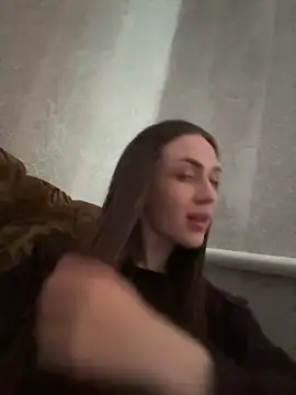 AlinaLove3213 online show from 14, 4, 2026