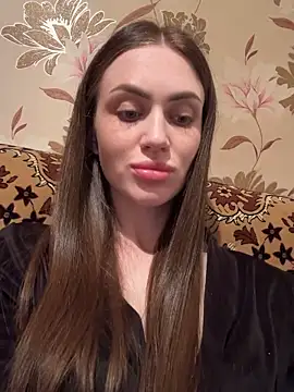 AlinaLove3213 online show from 9, 5, 2026