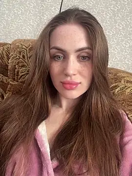 AlinaLove3213 online show from 26, 4, 2026