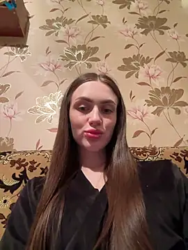 AlinaLove3213 online show from 17, 5, 2026