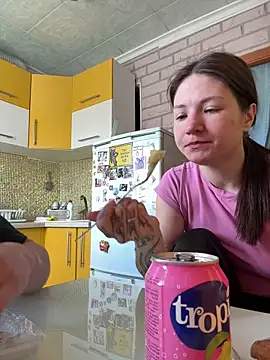 Snapshot of _viega_ chatting on 9, 4, 2026 viega online show from 9, 4, 2026