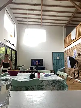 Kloe zaf online show from 10, 4, 2026