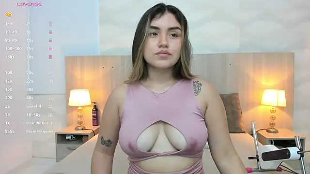 skinny laura online show from 28, 5, 2026