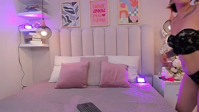 Victoria  lee online show from 15, 4, 2026