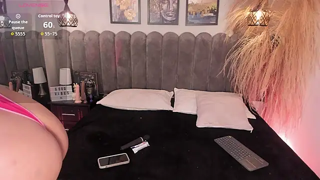 Victoria  lee online show from 16, 5, 2026