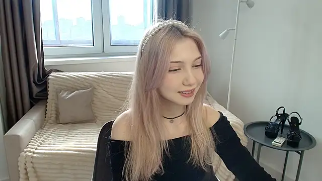 Snapshot of vielleee chatting on 17, 4, 2026 vielleee online show from 17, 4, 2026
