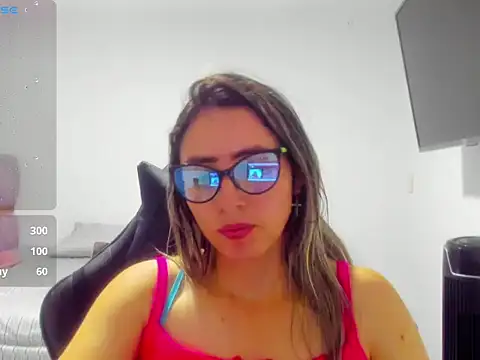 BellaTxM  online show from 13, 4, 2026