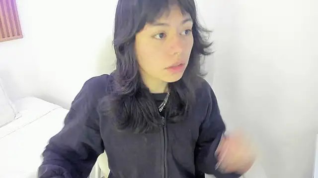 ghostmila online show from 3, 5, 2026