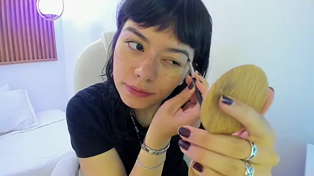 ghostmila online show from 16, 4, 2026