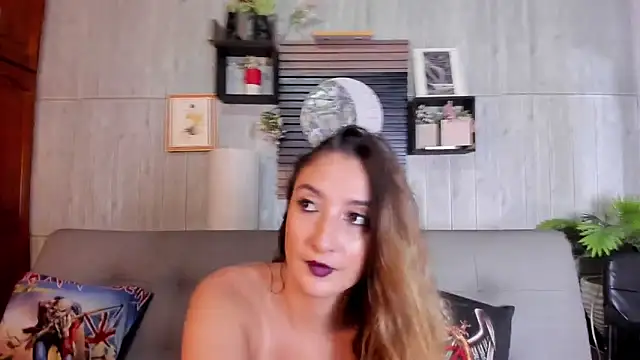 Snapshot of Alucarda666 chatting on 19, 6, 2026 Alucarda666 online show from 19, 6, 2026