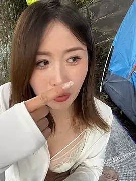 qin205205 online show from 17, 7, 2026