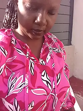 YourWifeyLily online show from 11, 4, 2026