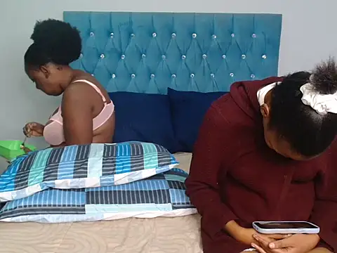 YourWifeyLily online show from 23, 5, 2026