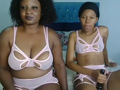 YourWifeyLily online show from 5, 5, 2026